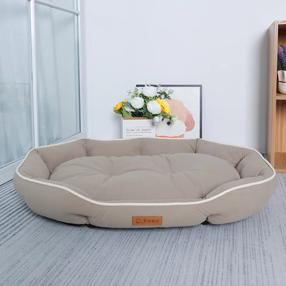 Canapé-lit douillet pour chien et chat
