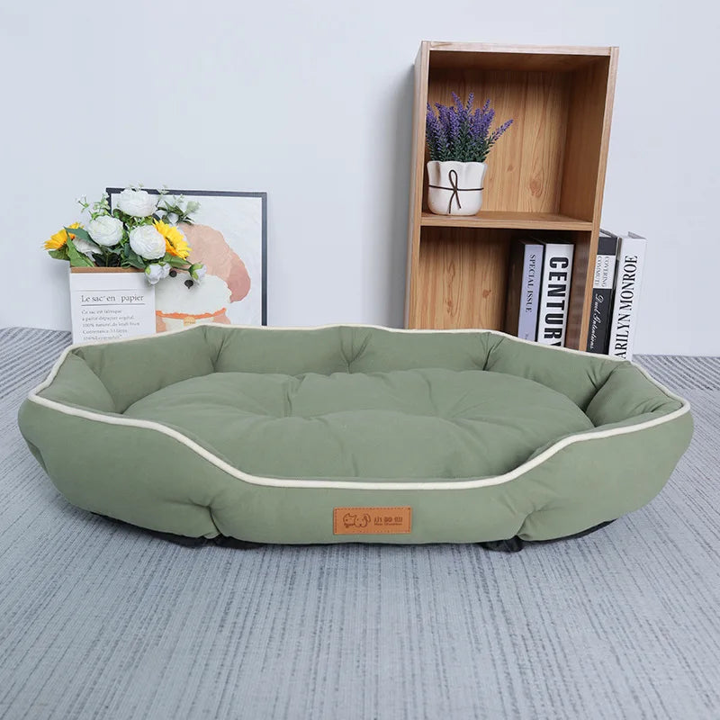 Canapé-lit douillet pour chien et chat