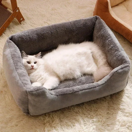 Panier-maison douillet pour chat et chien