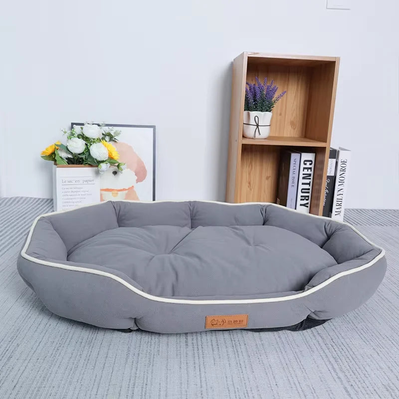 Canapé-lit douillet pour chien et chat