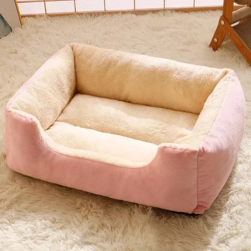 Panier-maison douillet pour chat et chien